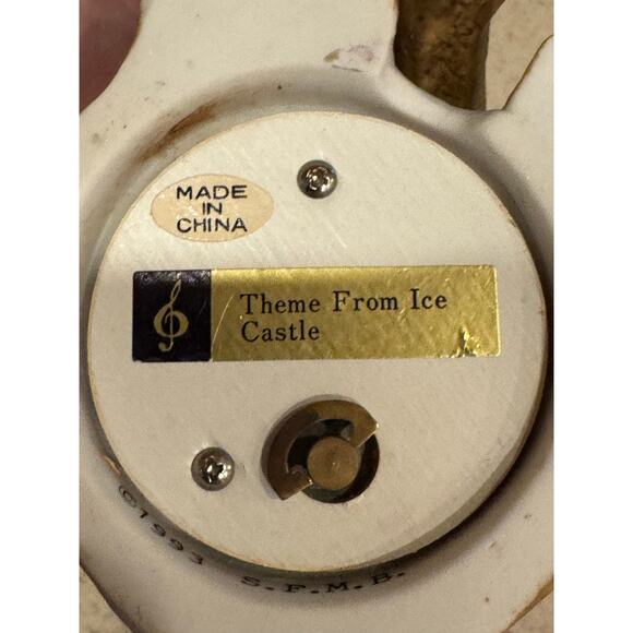San Francisco Music Box Company Siamese Cat Music Box Theme from Ice Castle - Picture 7 of 9